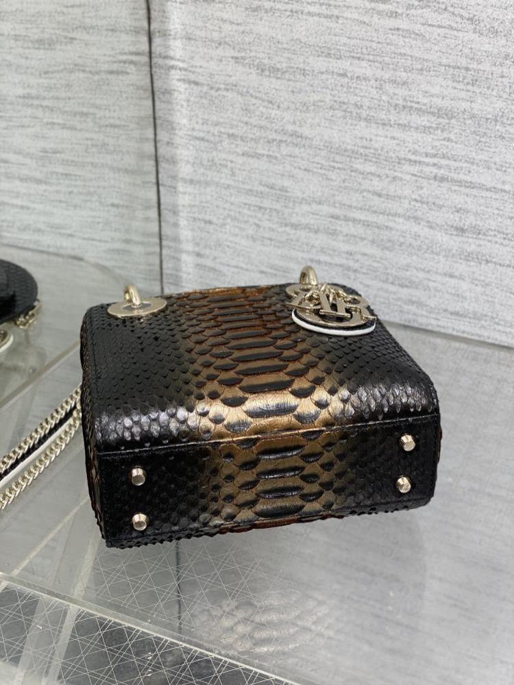 Arco Leather Top Handle Bag