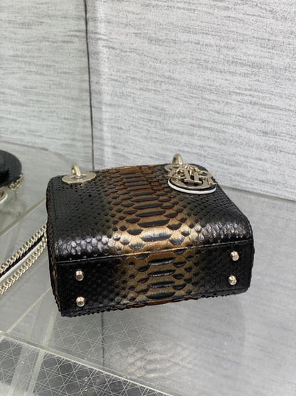 Arco Leather Top Handle Bag