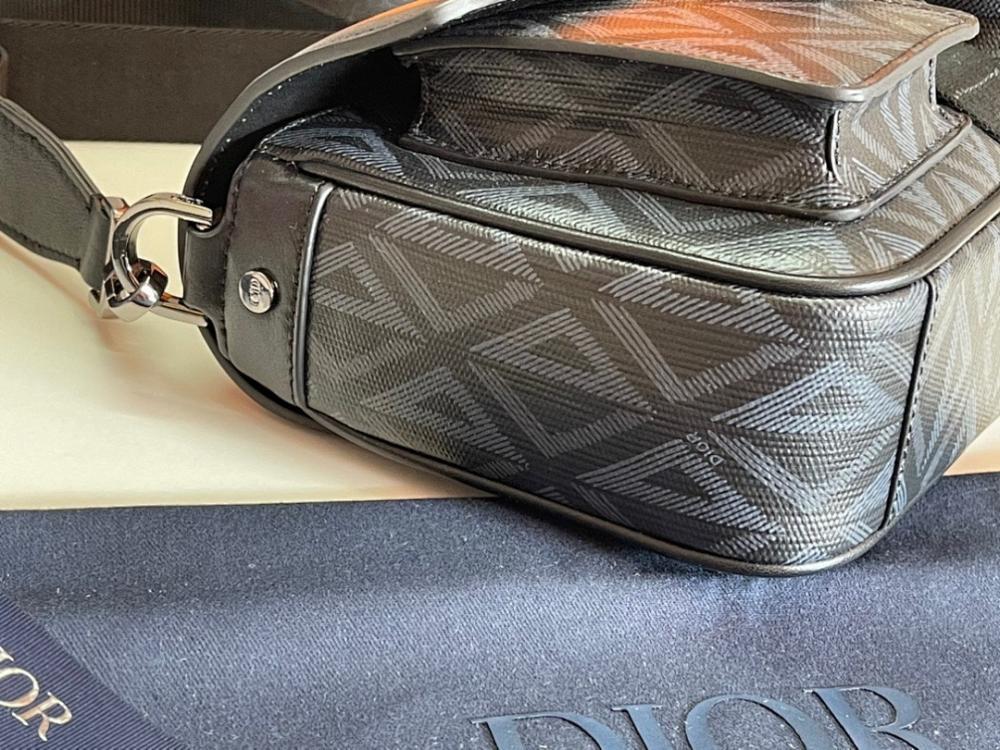 Italian-Inspired Luxury Grey Leather Shoulder Bag