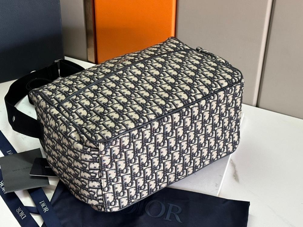 Italian-Inspired Stylish Printed Leather Top Handle Bag