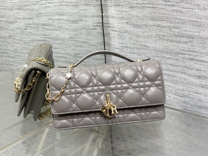 Classic Leather Top Handle Bag