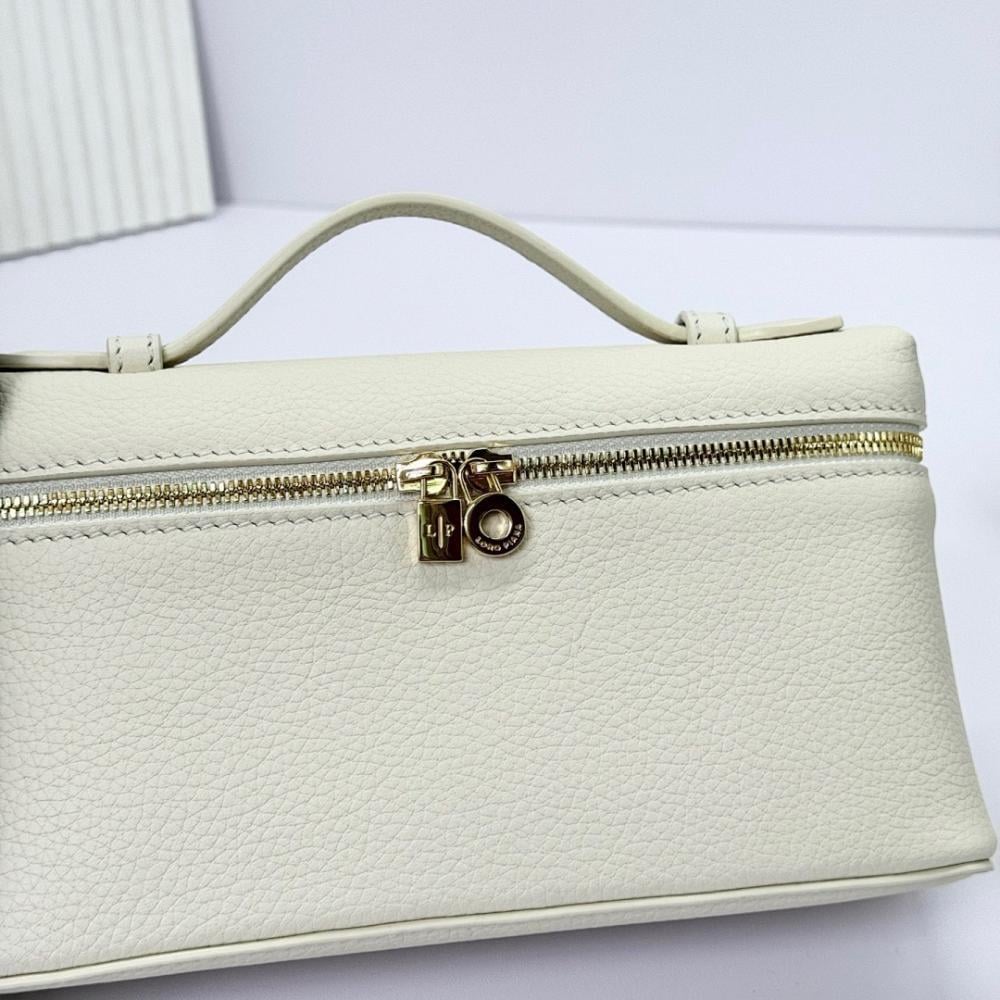 Stylish Refined Calfskin Shoulder Bag