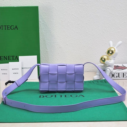 Stylish Green Lambskin Shoulder Bag – Special Edition