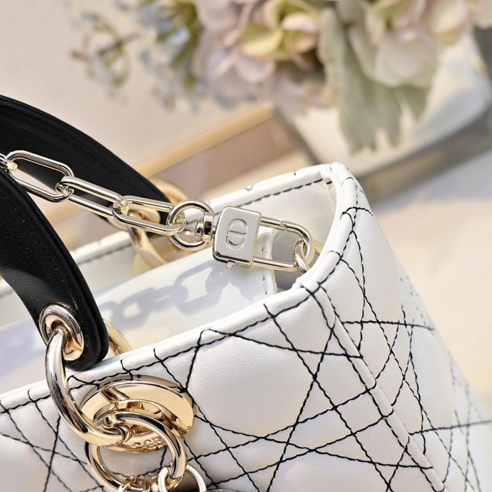 Italian-Inspired Elegant White Leather Shoulder Bag